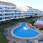 Duquesa - Superb Sea Views & Overlooking Pool Daire