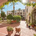 Duquesa - Superb Sea Views & Overlooking Pool *