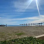 Duquesa - Superb Sea Views & Overlooking Pool Daire *