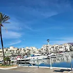 Daire Duquesa - Superb Sea Views & Overlooking Pool *