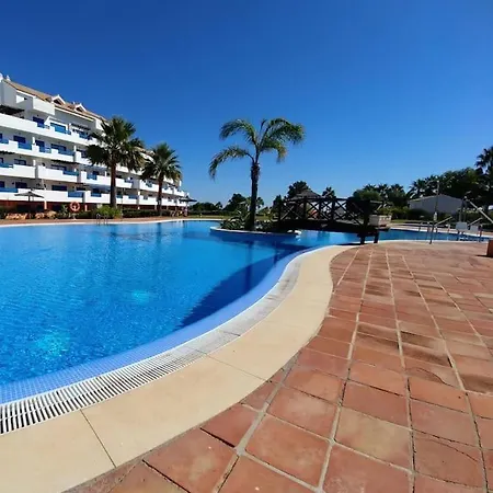 Duquesa - Superb Sea Views & Overlooking Pool * Manilva