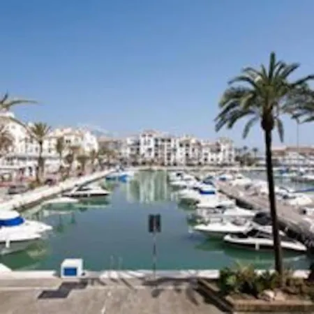 Duquesa - Superb Sea Views & Overlooking Pool Apartment