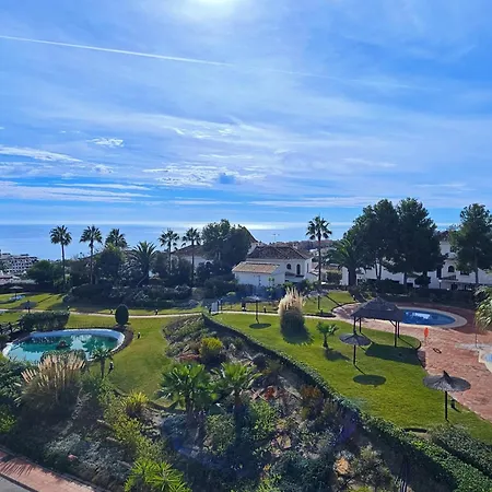 Apartment Duquesa - Superb Sea Views & Overlooking Pool